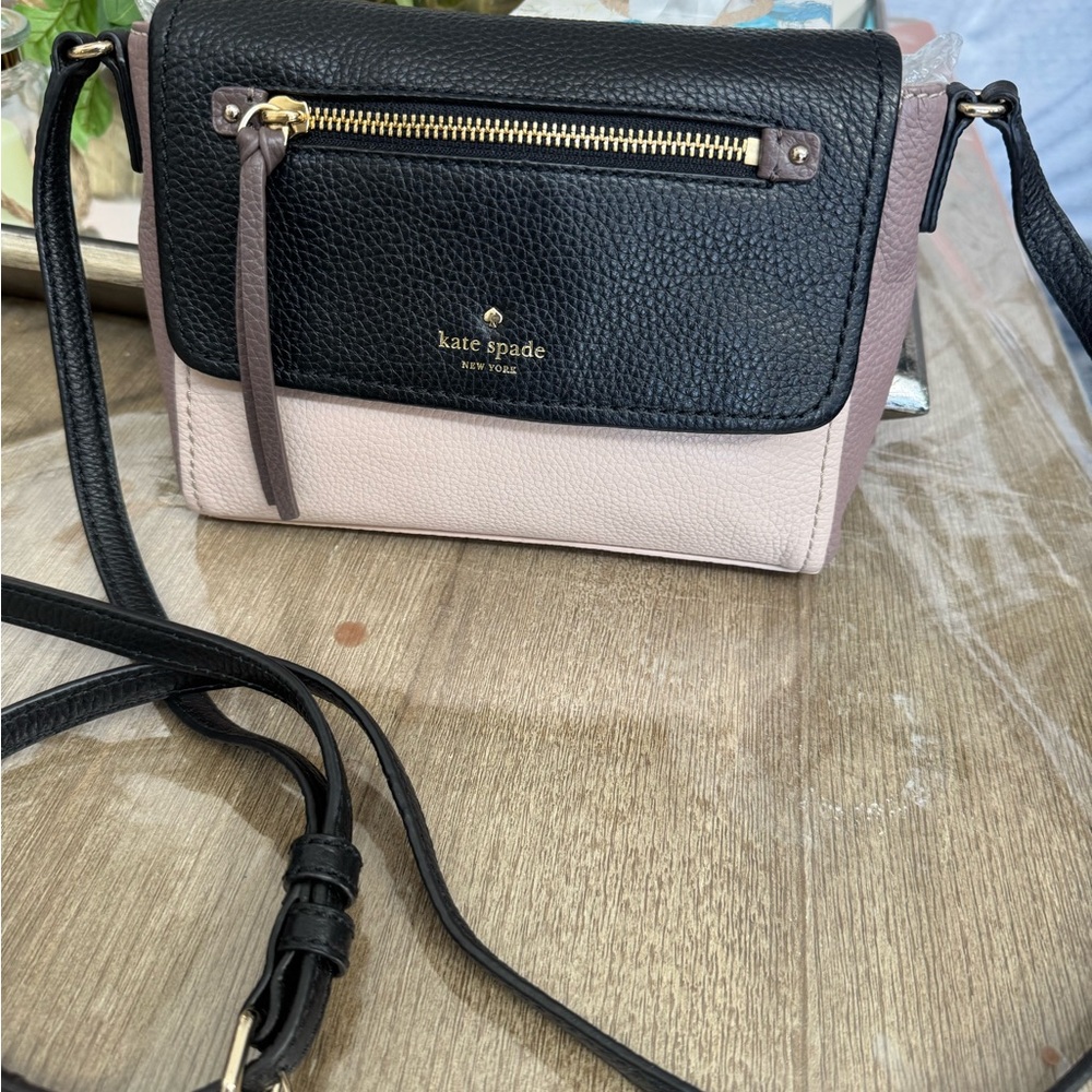 Kate spade crossbody bag like new - Picture 4 of 17